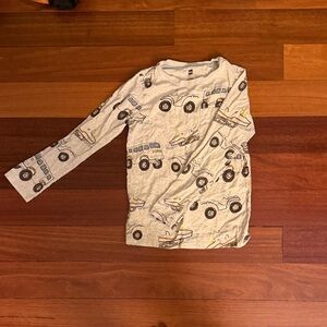 Tea Collection Gray Long Sleeve Tee with Vehicle Print
